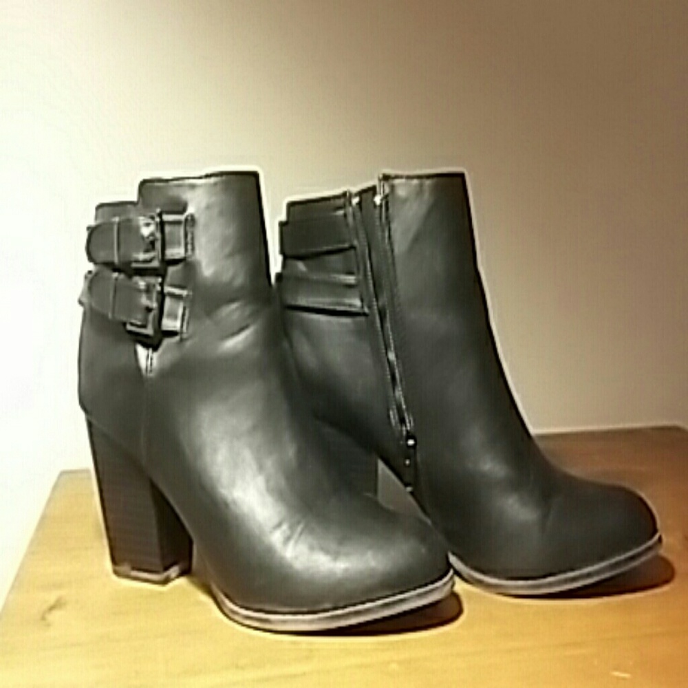 Buckle detail booties